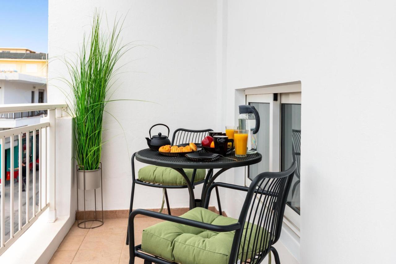 Port Living Apartment *
